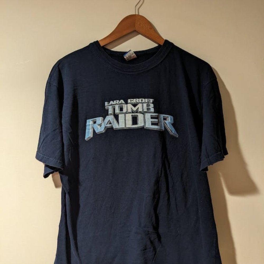 Vintage 2001 Tomb Raider Lara Playstation Employee T-shirt